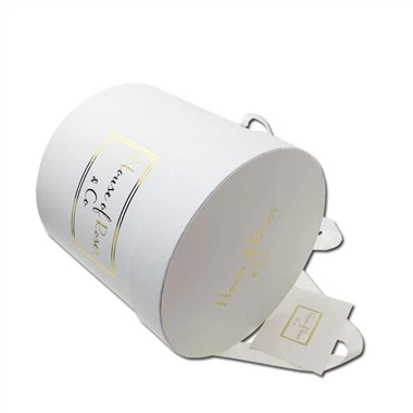 Blumenkästen aus Papier und Pappe