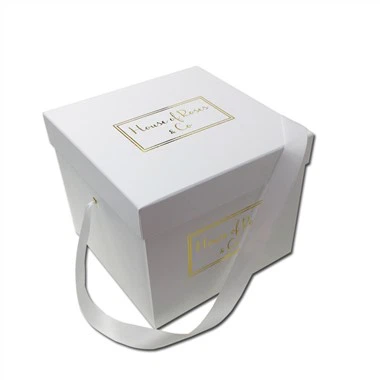 Papierblumen-Geschenkbox